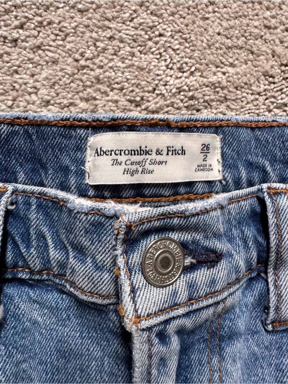 Abercrombie & Fitch The Cutoff Short High-Rise 26/2 - Picture 2 of 3